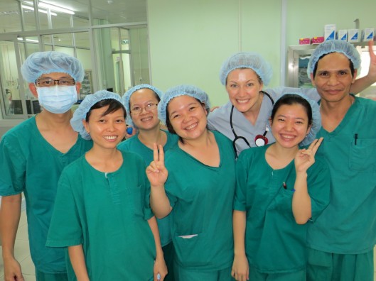 Vietnamese and Canadian ICU Nurses share the care at Choray Hospital